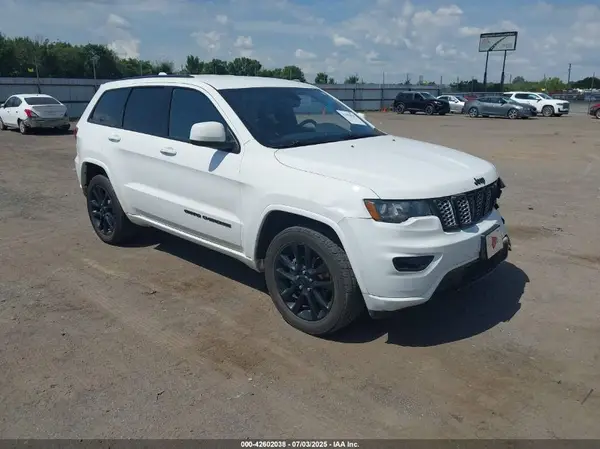 1C4RJFAG8JC220988 2018 JEEP GRAND CHEROKEE - Image 1