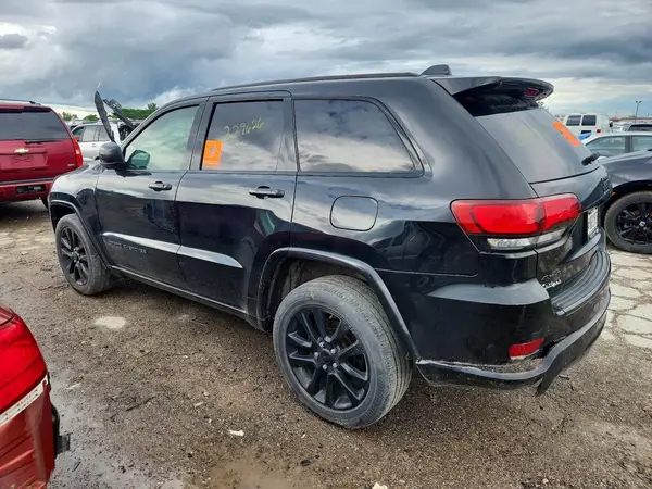 1C4RJFAG8JC229626 2018 JEEP GRAND CHEROKEE - Image 2