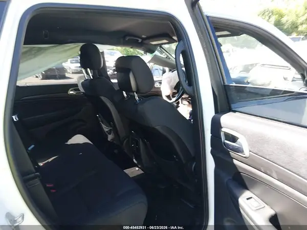 1C4RJFAG8JC309749 2018 JEEP GRAND CHEROKEE - Image 8