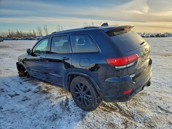1C4RJFAG8JC330973 2018 JEEP GRAND CHEROKEE - Image 2