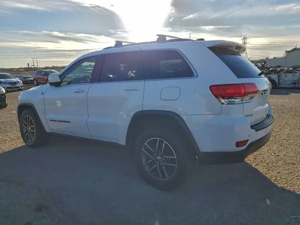 1C4RJFAG8JC350124 2018 JEEP GRAND CHEROKEE - Image 2