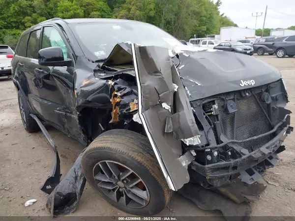 1C4RJFAG8JC356280 2018 JEEP GRAND CHEROKEE - Image 1
