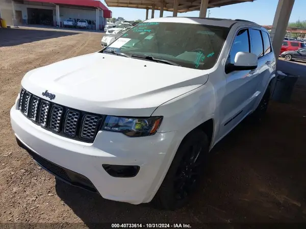 1C4RJFAG8JC360247 2018 JEEP GRAND CHEROKEE - Image 2