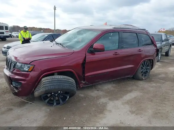 1C4RJFAG8JC376108 2018 JEEP GRAND CHEROKEE - Image 2