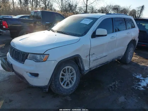 1C4RJFAG8JC382071 2018 JEEP GRAND CHEROKEE - Image 2