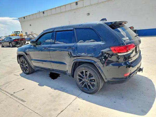 1C4RJFAG8JC387271 2018 JEEP GRAND CHEROKEE - Image 2