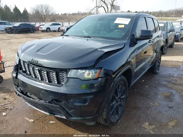 1C4RJFAG8JC394432 2018 JEEP GRAND CHEROKEE - Image 2
