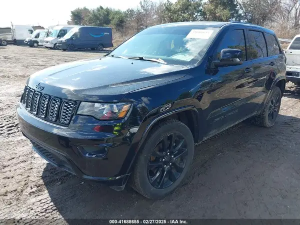 1C4RJFAG8JC453706 2018 JEEP GRAND CHEROKEE - Image 2