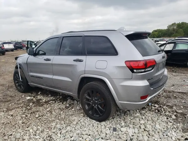 1C4RJFAG8JC464883 2018 JEEP GRAND CHEROKEE - Image 2