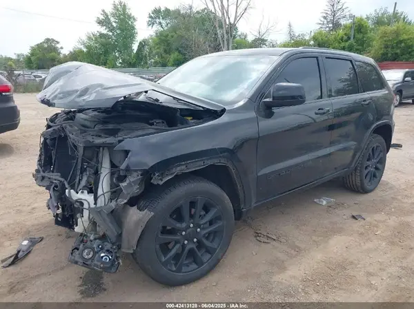 1C4RJFAG8JC466195 2018 JEEP GRAND CHEROKEE - Image 2