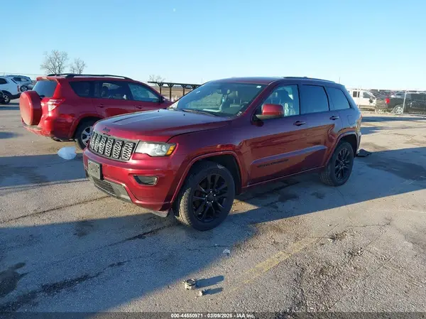 1C4RJFAG8JC483661 2018 JEEP GRAND CHEROKEE - Image 2