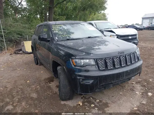 1C4RJFAG8JC491937 2018 JEEP GRAND CHEROKEE - Image 1