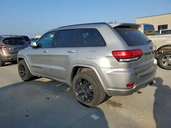 1C4RJFAG8JC502340 2018 JEEP GRAND CHEROKEE - Image 2