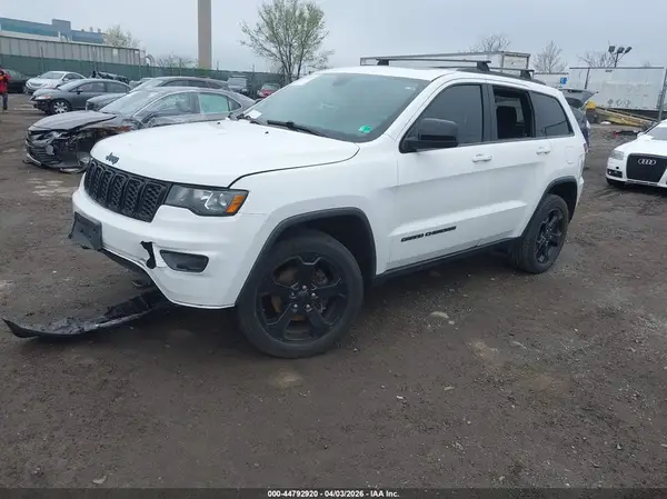 1C4RJFAG8KC579307 2019 JEEP GRAND CHEROKEE - Image 2