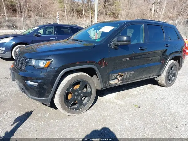 1C4RJFAG8KC590209 2019 JEEP GRAND CHEROKEE - Image 2