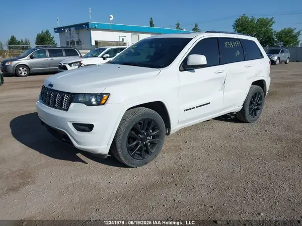 1C4RJFAG8LC108873 2020 JEEP GRAND CHEROKEE - Image 2