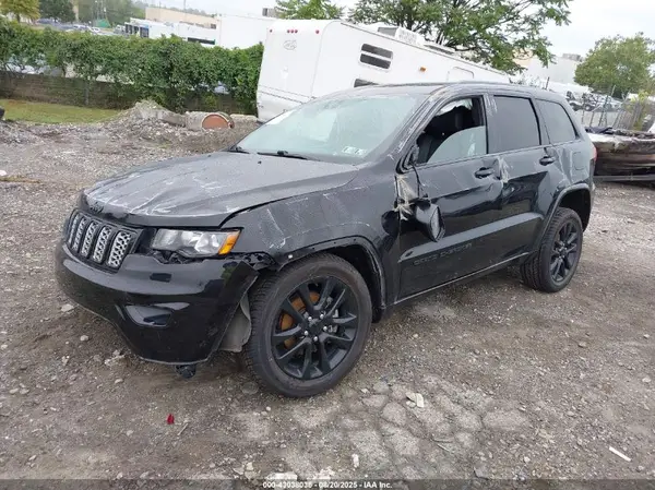 1C4RJFAG8LC328286 2020 JEEP GRAND CHEROKEE - Image 2