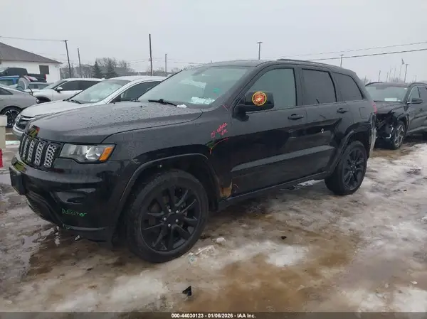1C4RJFAG8LC388844 2020 JEEP GRAND CHEROKEE - Image 2