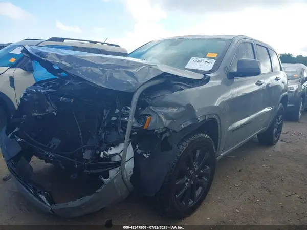 1C4RJFAG8MC655644 2021 JEEP GRAND CHEROKEE - Image 2