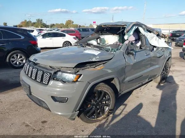 1C4RJFAG8MC687865 2021 JEEP GRAND CHEROKEE - Image 2