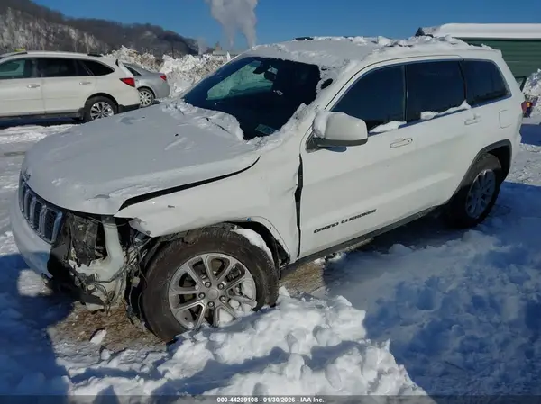 1C4RJFAG8MC795161 2021 JEEP GRAND CHEROKEE - Image 2