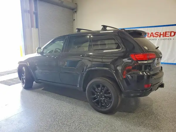 1C4RJFAG8NC116314 2022 JEEP GRAND CHEROKEE - Image 2