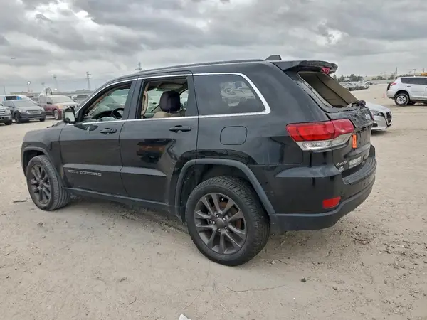 1C4RJFAG8NC163049 2022 JEEP GRAND CHEROKEE - Image 2