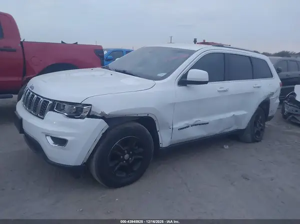 1C4RJFAG9HC604417 2017 JEEP GRAND CHEROKEE - Image 2