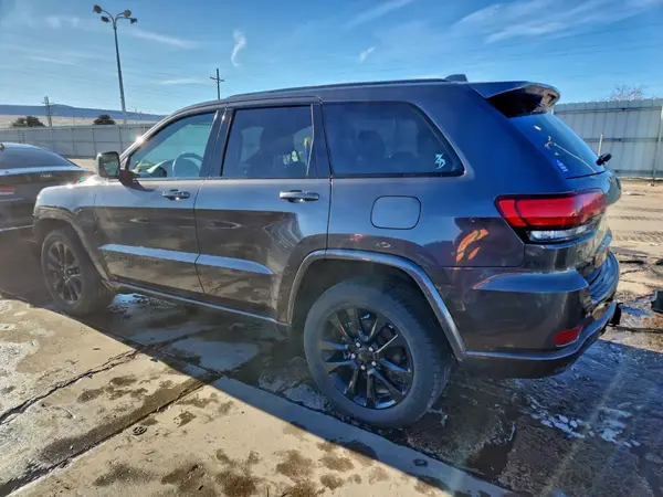 1C4RJFAG9HC704940 2017 JEEP GRAND CHEROKEE - Image 2