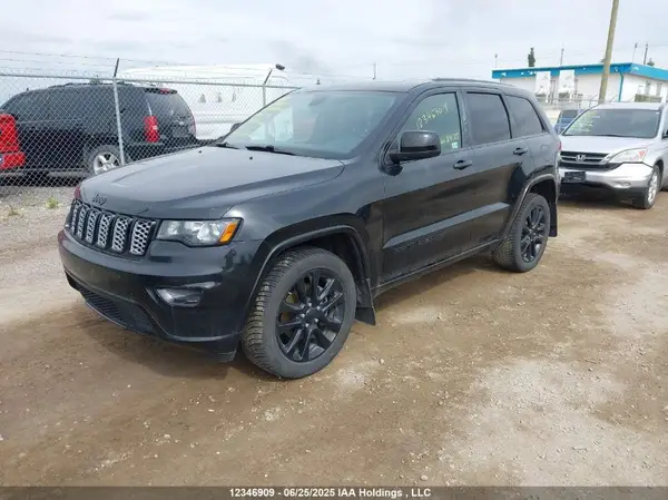 1C4RJFAG9HC763129 2017 JEEP GRAND CHEROKEE - Image 2