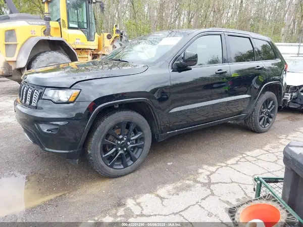 1C4RJFAG9HC851386 2017 JEEP GRAND CHEROKEE - Image 2