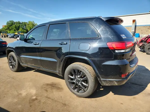 1C4RJFAG9HC892584 2017 JEEP GRAND CHEROKEE - Image 2