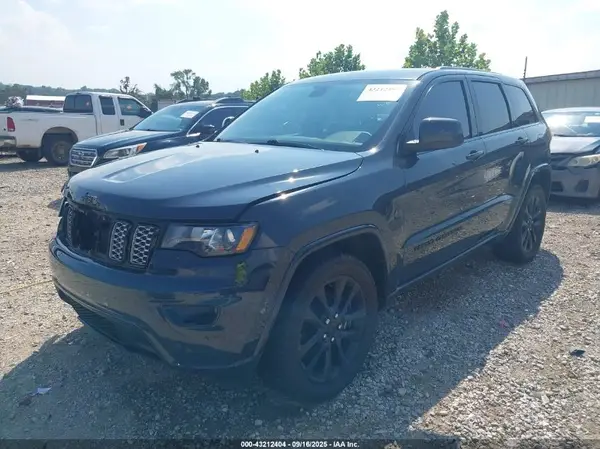 1C4RJFAG9HC894948 2017 JEEP GRAND CHEROKEE - Image 2