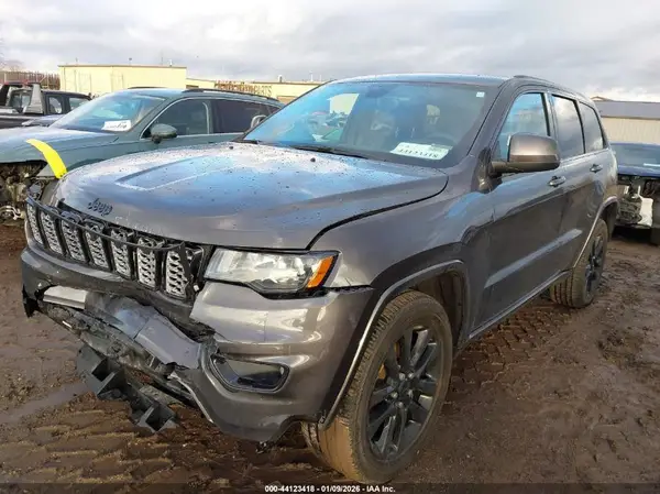 1C4RJFAG9HC910288 2017 JEEP GRAND CHEROKEE - Image 2
