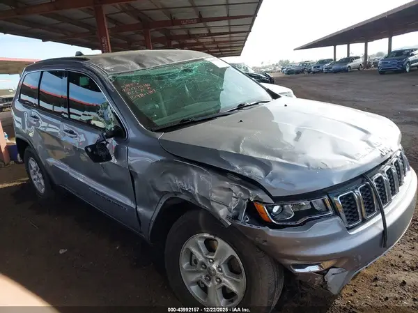 1C4RJFAG9HC913823 2017 JEEP GRAND CHEROKEE - Image 1