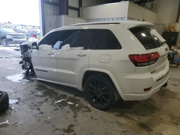 1C4RJFAG9HC929472 2017 JEEP GRAND CHEROKEE - Image 2