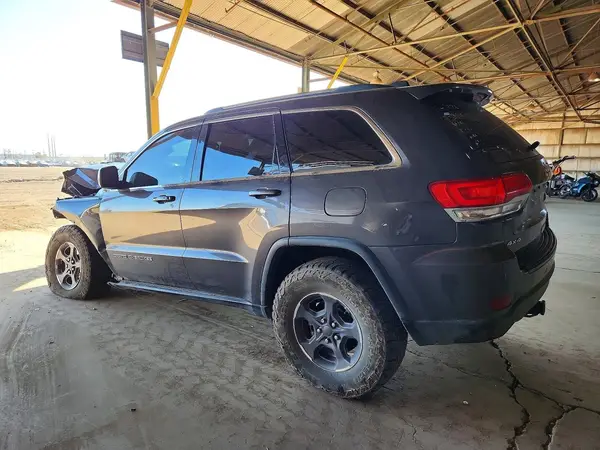 1C4RJFAG9HC951276 2017 JEEP GRAND CHEROKEE - Image 2