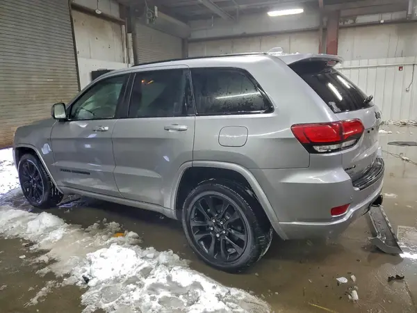 1C4RJFAG9HC951987 2017 JEEP GRAND CHEROKEE - Image 2