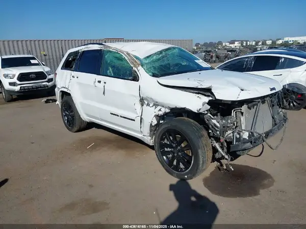 1C4RJFAG9JC103601 2018 JEEP GRAND CHEROKEE - Image 1