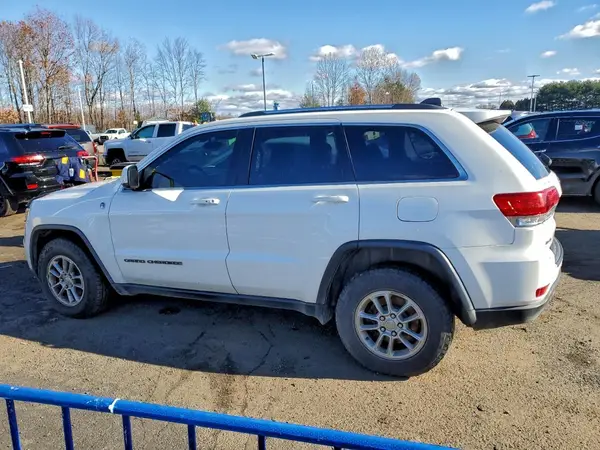 1C4RJFAG9JC111682 2018 JEEP GRAND CHEROKEE - Image 2