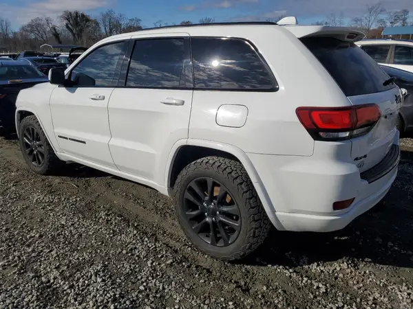 1C4RJFAG9JC122715 2018 JEEP GRAND CHEROKEE - Image 2