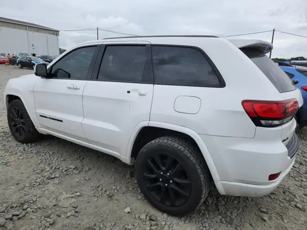 1C4RJFAG9JC152863 2018 JEEP GRAND CHEROKEE - Image 2