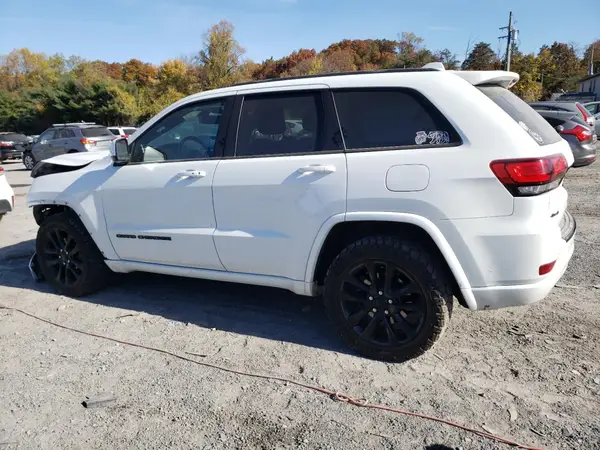 1C4RJFAG9JC203990 2018 JEEP GRAND CHEROKEE - Image 2