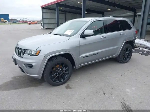 1C4RJFAG9JC207277 2018 JEEP GRAND CHEROKEE - Image 2