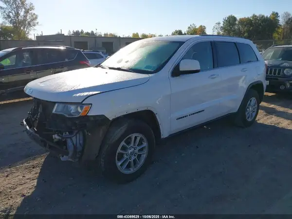 1C4RJFAG9JC249562 2018 JEEP GRAND CHEROKEE - Image 2
