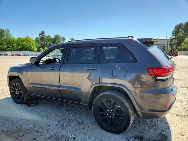 1C4RJFAG9JC272727 2018 JEEP GRAND CHEROKEE - Image 2