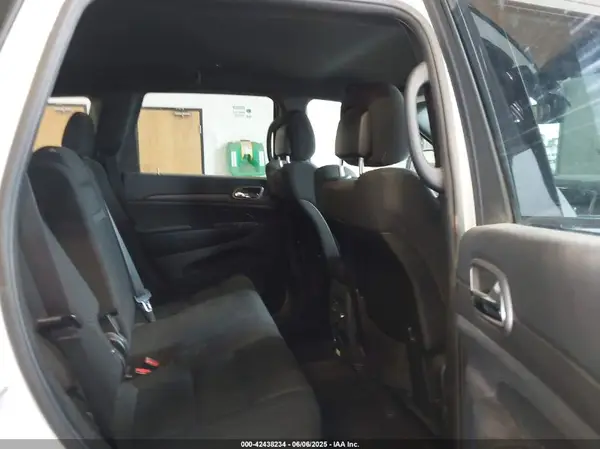1C4RJFAG9JC370379 2018 JEEP GRAND CHEROKEE - Image 8