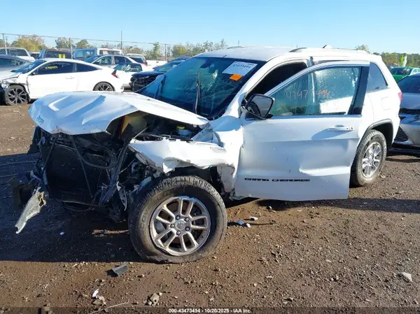 1C4RJFAG9JC410976 2018 JEEP GRAND CHEROKEE - Image 2