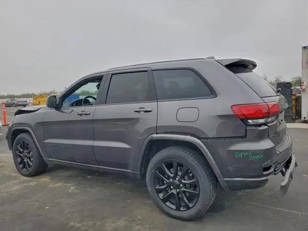 1C4RJFAG9JC457537 2018 JEEP GRAND CHEROKEE - Image 2