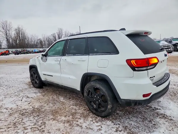 1C4RJFAG9JC465413 2018 JEEP GRAND CHEROKEE - Image 2